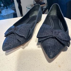 Tory Burch denim Flats,only worn a couple times.